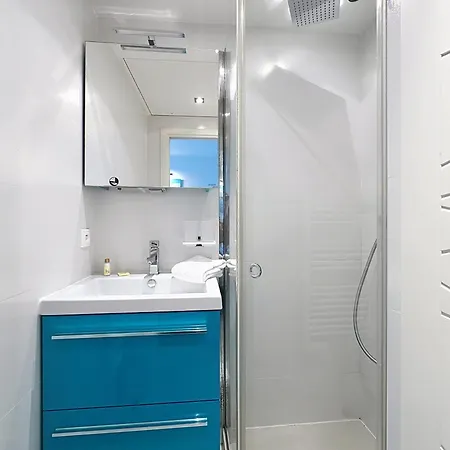 Apartment Modern 2-bedroom Stunning Sea View On La Croisette Cannes