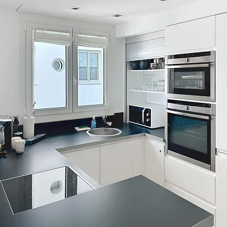 Modern 2-bedroom Stunning Sea View On La Croisette *